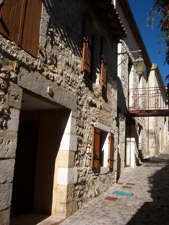 Petit Gite Des Augustins Monflanquin Dış mekan fotoğraf